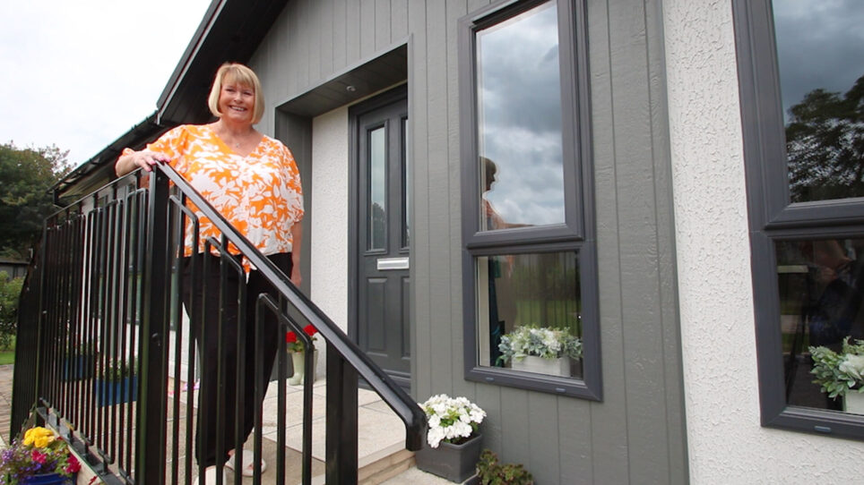 Video Testimonial Blog Header No Text