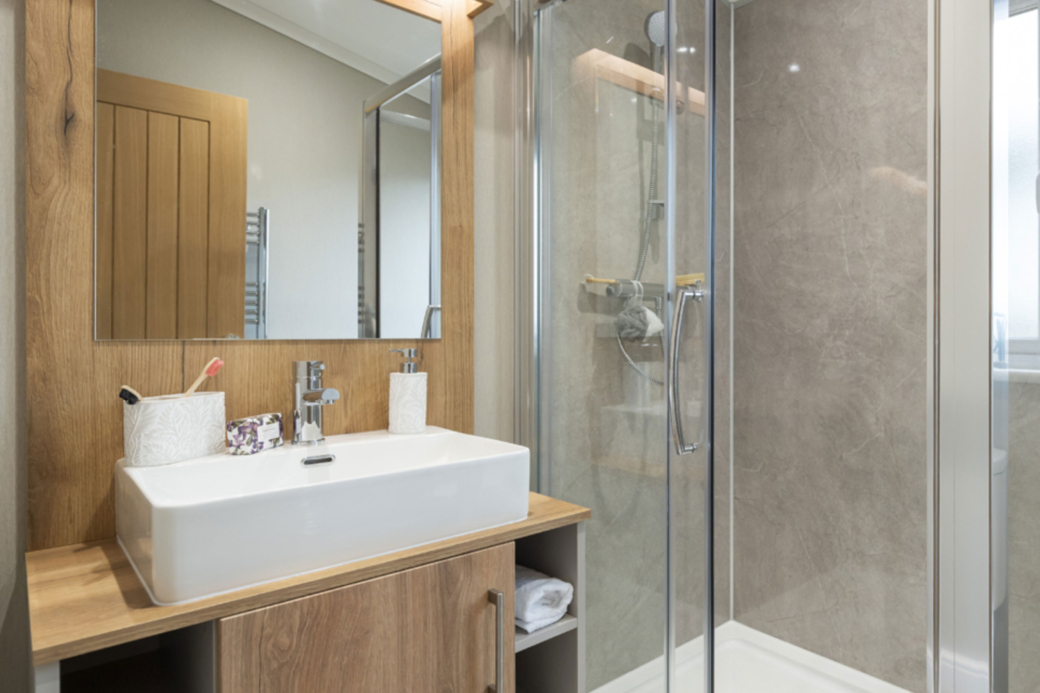 Omar Serenity Bathroom