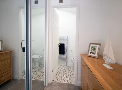 Pathfinder Tuscany En suite WEBP